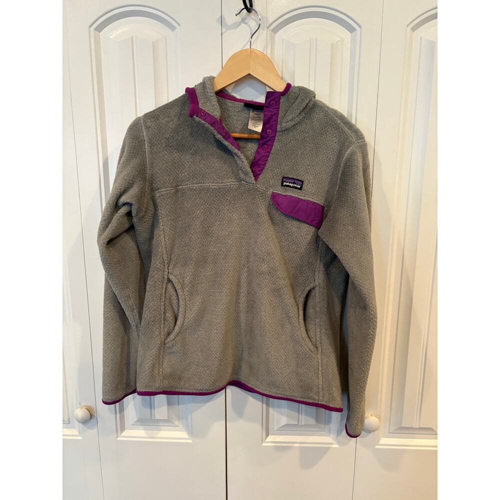 Patagonia Gray And Purple Re-Tool Snap Hoody Size‎ Medium